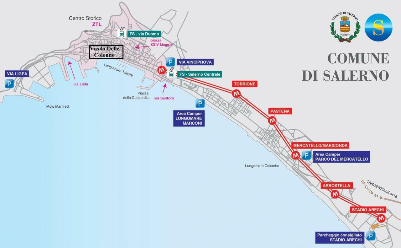 Casa Vacanza "Al Vicolo Delle Colonne" Salerno Bagian luar foto